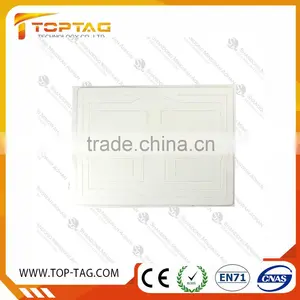 High Quality UHF RFID Windshield Sticker Tag Car Tag thumbnail-6