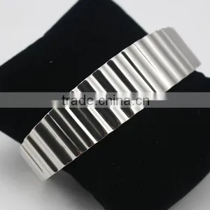Mirror Polish Personality Lover Bracelets Jewellery Accesories 304L/316L Stainless Steel for Women Men Etched Stripe Bangles thumbnail-6