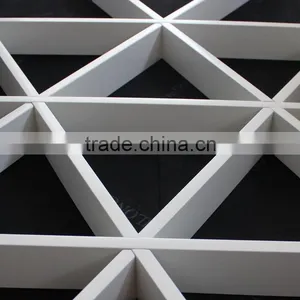Rust Proofing Hot Sale Aluminum Commercial Triangle Open Grid Suspended Ceiling thumbnail-4