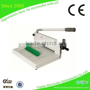 Manual Paper Cuttting Machine for Sale in Guangzhou thumbnail-1