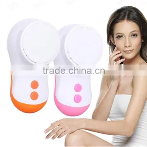 Mini Electrical Facial Massager Beauty Brush Device thumbnail-1