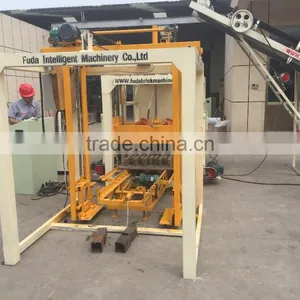 QT4-18 Full Automatic Brick Making Machine Price Interlocking Brick Machine Price thumbnail-4