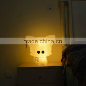 New Table Lamp With Remote/APP/Mobile Control Home Decorative Table Lam p Made in China Usb Charger Table Lamp thumbnail-2