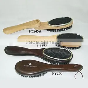 Newest Design Wooden Clothes Brush thumbnail-1