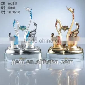 Swan Crystal Gift for Wedding thumbnail-1