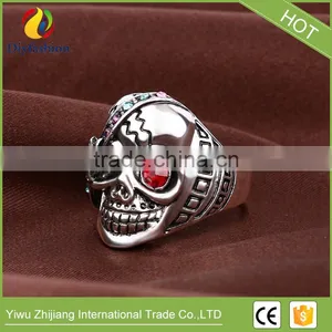Fashion Punk Skull Rings Classic Vintage Jewelry Stainless Steel Cool Star Shape Red Crystal Ring thumbnail-3