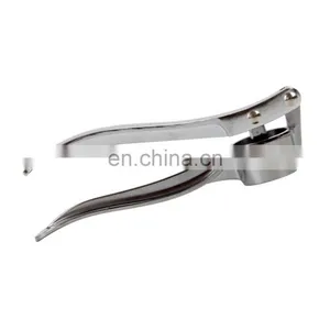 High Quality Ergonomic Stainless Steel Garlic Press thumbnail-1