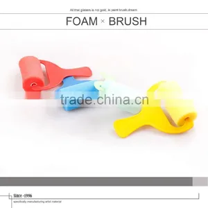 Different Color Sponge Roller Brush thumbnail-3