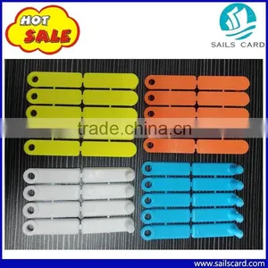 Hot Sale 72*10mm Sheep Livestock Ear Tag For Animal ID Tracking thumbnail-1