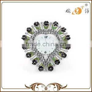 Manufacture Beautiful Heart-shaped Wrought Iron Wall Clock thumbnail-1
