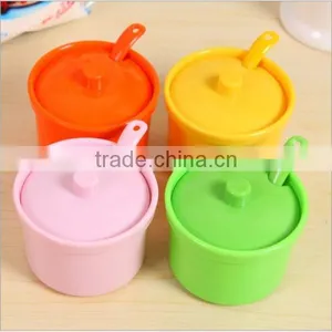 OEM Creative Home Kitchen Plastic 4 Color Spice Box With Plastic Spoons Seasoning Box Supplier In ShenZhen thumbnail-2