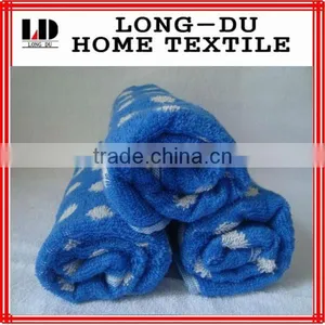 Dot Towel thumbnail-1