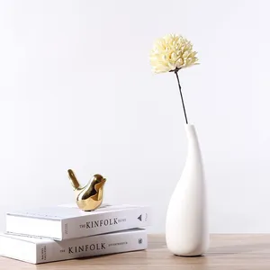 Water Drop Nordic Simple Style White Ceramic Dry Flower Vase For Dining Room Table thumbnail-3