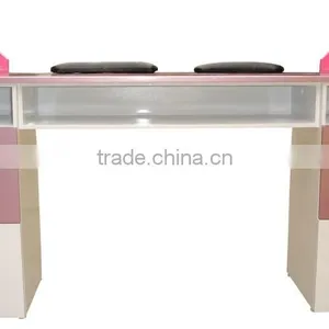 European Double Maincure Nail Table thumbnail-2