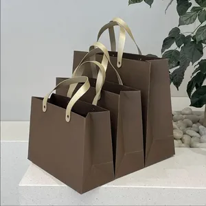 Custom Luxury Custom Printing Paper Carrier Gift Paper Bags thumbnail-5