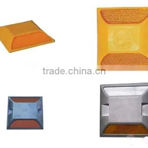 The Most Popular Traffic Solar Road Stud thumbnail-1