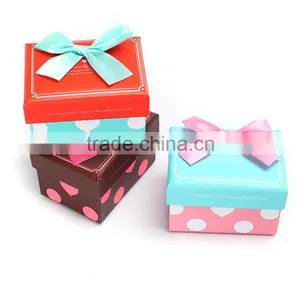 Glossy Lamination Paper Wedding Invitation Box With Bow thumbnail-2