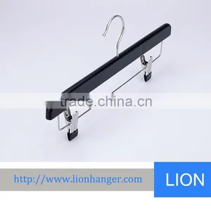 Lioncity W1068 Clothes Wooden Hanger thumbnail-1