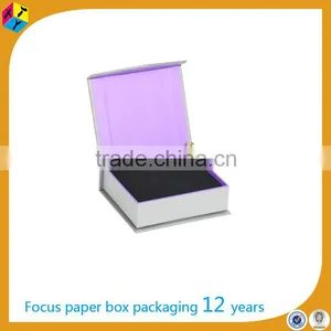Custom Make Paper Magnetic Jewelry Box thumbnail-1