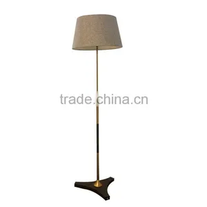 Modern Decorative Painted Wood Floor Lamp Hotel Lamp Made in China thumbnail-1