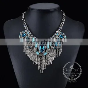High Quality Vintage Rhinestone Chunky Statement Necklace Tin Alloy Fashion Women Pendant Necklace 6390072 thumbnail-3