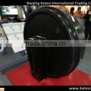 Komats-u Undercarriage Parts Front Idler for Excavator/dozer thumbnail-1