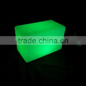 Remote Control RGBW Color Change Illuminated Led Long Cube thumbnail-5