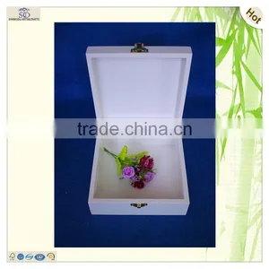 Painted Large Square Lock Wooden Packing Box thumbnail-3