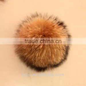 DIY 13cm Real Raccoon Fur Pompoms Fur Balls for Knitted Beanies Keychain and Scarves Shoes Real Fur Pom Pom Wholesale thumbnail-2