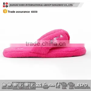 2017 Top Quality Disposable Coral Fleece Hotel Slippers With Embroidered Logo Printed Eva Slipper thumbnail-2