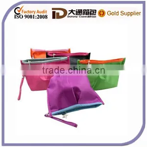 Fresh Pleated Long Zipper Polyester Cosmetic Bag With Air Hole thumbnail-1
