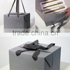 Luxury Paper Boxes for Gift Packaging thumbnail-1