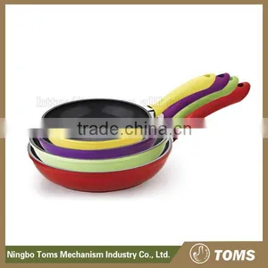 Aluminum Colourful Easy for Clean Non Stick Fry Pan Set thumbnail-1