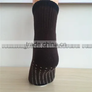 Hot Selling Non Slip Socks Yoga Socks Trampoline Socks Wth Silicone RubberIn Sole thumbnail-2