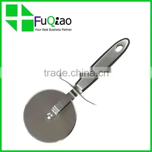 Good Suppliers Food Grade Bakeware Baking Tools Stainless Steel Pizza Cutter Wheel Pizza Blade thumbnail-4
