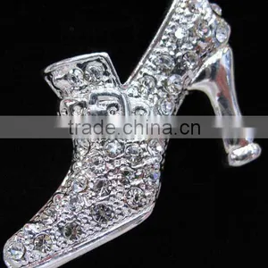 Shoe Shape Metal Brooches thumbnail-1
