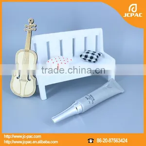 Exporter Metal Horn Cap Skin Mourshing Gel Tube, Plastic Cream Tube thumbnail-1