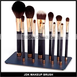 Hot Sell New Magnet Makeup Brush Eyeshadow Brush Blush Brush Magnetic Makeup Brush Set thumbnail-1