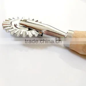 High Quality Zinc Alloy Ravioli Cutter With Wooden Handle thumbnail-1
