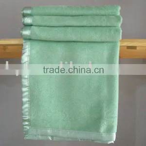 Luxury and High Quality Natural Silk Blanket thumbnail-1