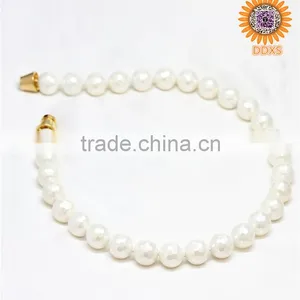 White 10mm AAAA+ White Magnetic Clasp Shell Pearl Necklace thumbnail-3