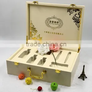Fashion Leatherette Glossy Wooden Perfume and Essential Oil Packaging Case thumbnail-1