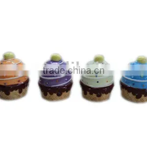 Icecream Candle Holder thumbnail-1