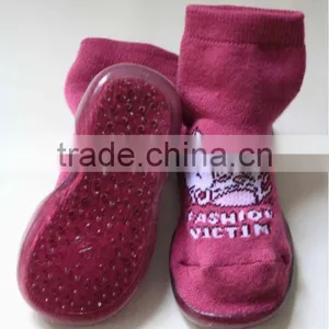 Baby Socks Like Shoe thumbnail-1