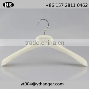 Matched Set Plastic Hanger White Hanger and Pants Hanger thumbnail-2