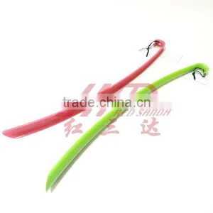 Plastic Longer Shoe Horn thumbnail-1