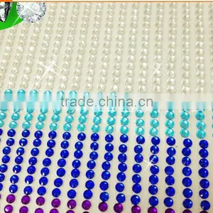 Fashion Design Bling Selfie Stick With Cable, Diamond Monopod With OEM Colors thumbnail-5