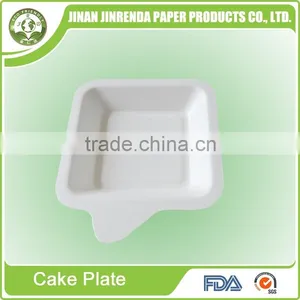 Christmas Disposable Cake Plate With Sugarcane Pulp. thumbnail-1