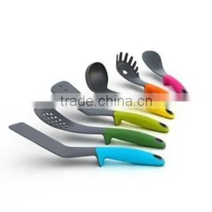 6-Piece Color Nylon Utensil Set Kitchenware thumbnail-1