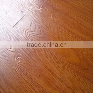 LAMINATE FLOOR WITH REAL WOOD GRAIN SURFACE thumbnail-3